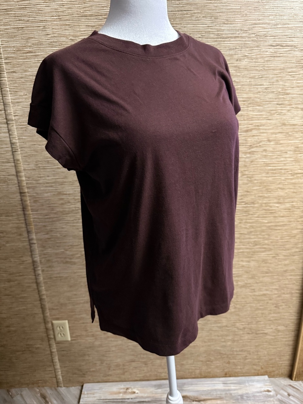 A New Day T-Shirt Women’s Size M Brown Solid Crew Neck Short Sleeve Cotton Modal